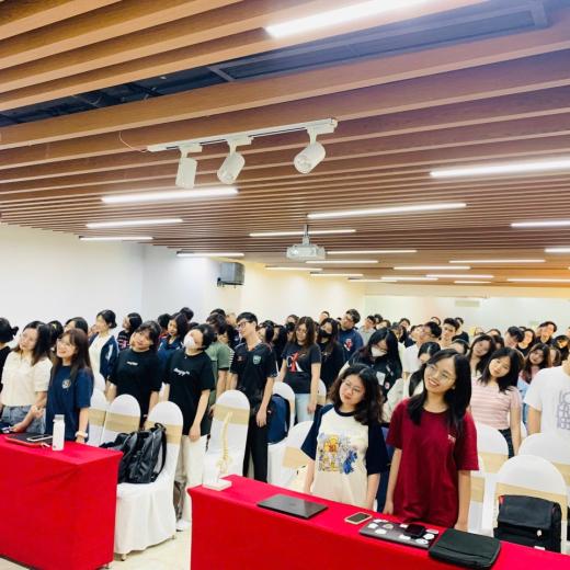 TUỔI TRẺ VÀ SỨC KHOẺ- HÀNH TRÌNH GIEO HẠT TỚI HƠN 1000 SINH VIÊN TRƯỜNG QUỐC TẾ- ĐẠI HỌC QUỐC GIA HÀ NỘI